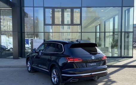 Volkswagen Touareg III, 2018 год, 4 440 000 рублей, 7 фотография