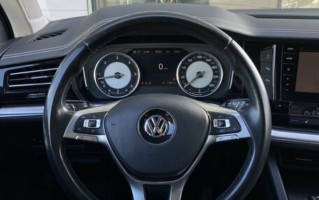 Volkswagen Touareg III, 2018 год, 4 440 000 рублей, 19 фотография
