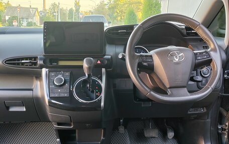Toyota Wish II, 2012 год, 1 650 000 рублей, 11 фотография