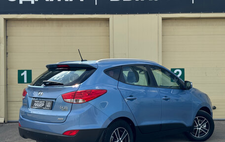 Hyundai ix35 I рестайлинг, 2011 год, 1 150 000 рублей, 2 фотография