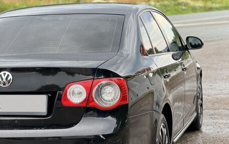Volkswagen Jetta VI, 2010 год, 530 000 рублей, 5 фотография