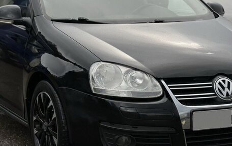 Volkswagen Jetta VI, 2010 год, 530 000 рублей, 2 фотография
