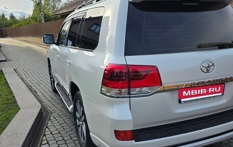 Toyota Land Cruiser 200, 2016 год, 5 700 000 рублей, 5 фотография