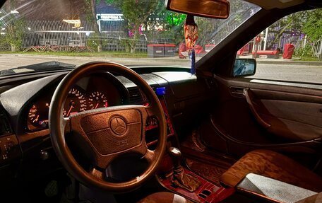 Mercedes-Benz C-Класс, 2000 год, 165 000 рублей, 10 фотография
