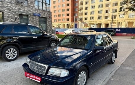Mercedes-Benz C-Класс, 2000 год, 165 000 рублей, 2 фотография