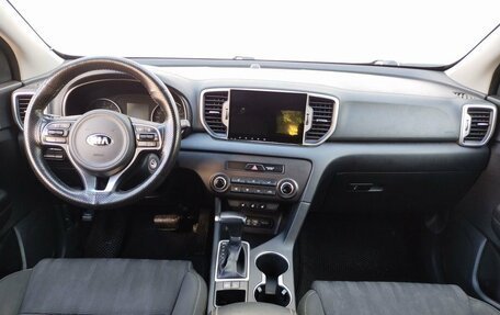 KIA Sportage IV рестайлинг, 2017 год, 1 760 000 рублей, 12 фотография