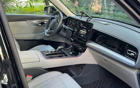 GAC GS8, 2023 год, 3 200 000 рублей, 5 фотография