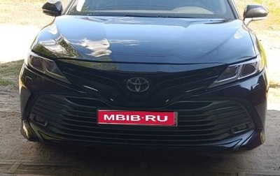 Toyota Camry, 2019 год, 2 450 000 рублей, 1 фотография