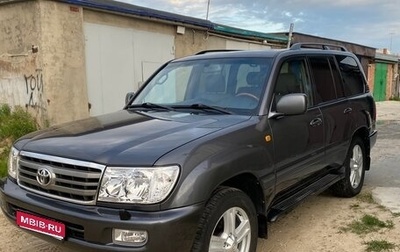 Toyota Land Cruiser 100 рестайлинг 2, 2006 год, 2 610 000 рублей, 1 фотография