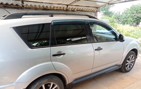 Mitsubishi Outlander III рестайлинг 3, 2011 год, 1 150 000 рублей, 5 фотография