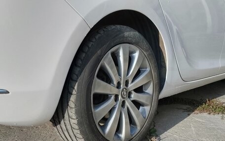 Opel Astra J, 2013 год, 1 050 000 рублей, 6 фотография