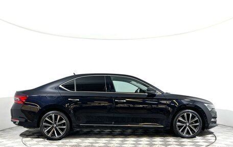 Skoda Superb III рестайлинг, 2024 год, 3 677 000 рублей, 4 фотография