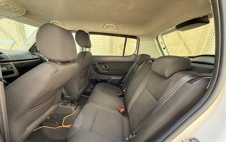 Skoda Fabia II, 2011 год, 597 000 рублей, 28 фотография
