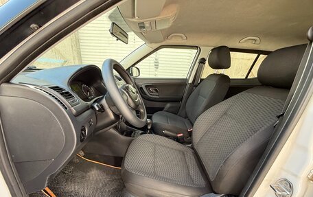 Skoda Fabia II, 2011 год, 597 000 рублей, 27 фотография