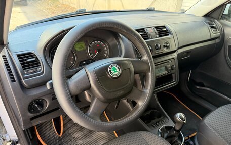 Skoda Fabia II, 2011 год, 597 000 рублей, 26 фотография
