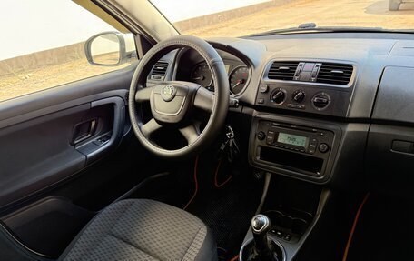 Skoda Fabia II, 2011 год, 597 000 рублей, 31 фотография