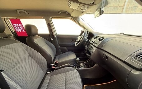 Skoda Fabia II, 2011 год, 597 000 рублей, 32 фотография