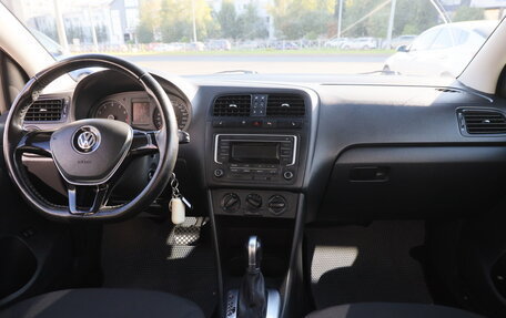 Volkswagen Polo VI (EU Market), 2016 год, 1 126 780 рублей, 20 фотография