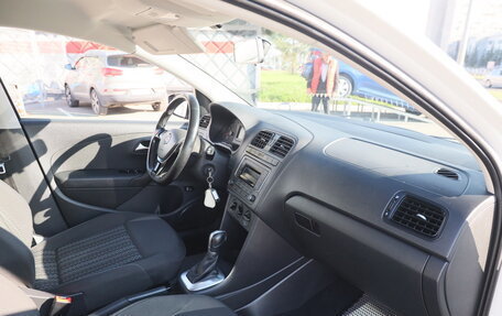 Volkswagen Polo VI (EU Market), 2016 год, 1 126 780 рублей, 19 фотография