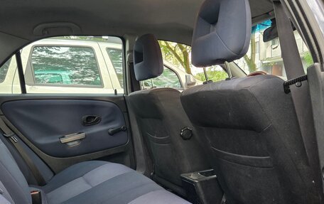Mitsubishi Carisma I, 2003 год, 220 000 рублей, 8 фотография