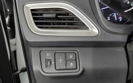 Hyundai Solaris II рестайлинг, 2019 год, 1 399 000 рублей, 20 фотография