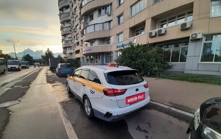 KIA cee'd III, 2019 год, 880 000 рублей, 5 фотография