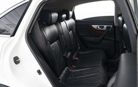 Infiniti QX70, 2013 год, 2 116 430 рублей, 8 фотография