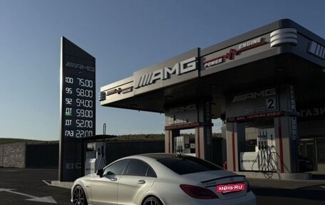 Mercedes-Benz CLS, 2011 год, 2 300 000 рублей, 2 фотография