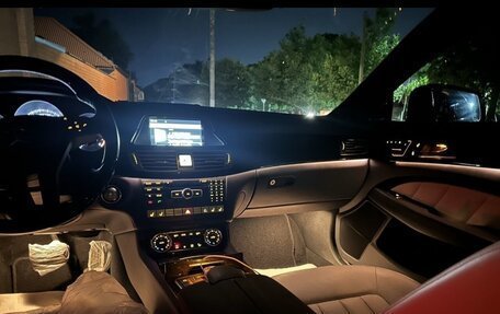 Mercedes-Benz CLS, 2011 год, 2 300 000 рублей, 9 фотография