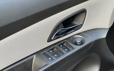 Chevrolet Cruze II, 2013 год, 867 000 рублей, 10 фотография