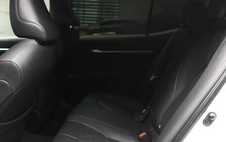 Toyota Camry, 2021 год, 3 349 000 рублей, 10 фотография