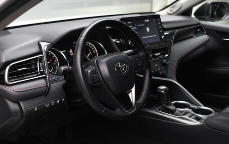 Toyota Camry, 2021 год, 3 349 000 рублей, 9 фотография