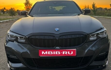 BMW 3 серия, 2019 год, 3 300 000 рублей, 2 фотография