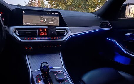 BMW 3 серия, 2019 год, 3 300 000 рублей, 9 фотография