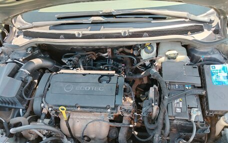 Opel Astra J, 2013 год, 1 050 000 рублей, 5 фотография