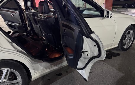 Mercedes-Benz E-Класс, 2011 год, 1 500 000 рублей, 4 фотография