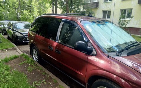 Chrysler Voyager IV, 2001 год, 450 000 рублей, 4 фотография