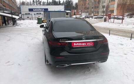 Mercedes-Benz E-Класс, 2021 год, 4 500 000 рублей, 9 фотография