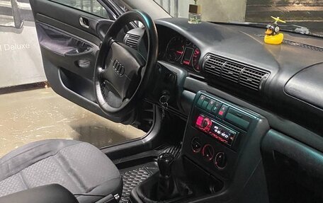 Audi A4, 1995 год, 420 000 рублей, 7 фотография