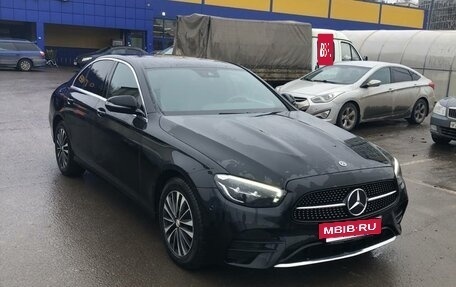 Mercedes-Benz E-Класс, 2021 год, 4 500 000 рублей, 12 фотография