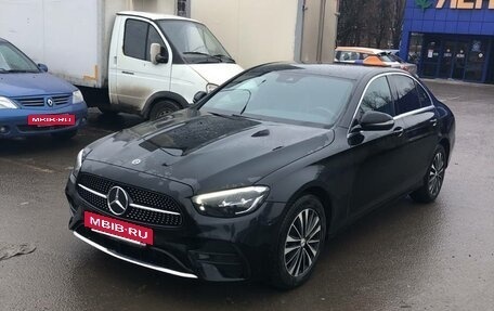 Mercedes-Benz E-Класс, 2021 год, 4 500 000 рублей, 13 фотография