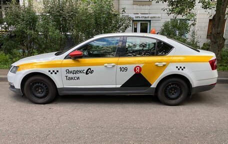Skoda Octavia, 2019 год, 825 000 рублей, 2 фотография