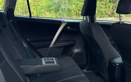 Toyota RAV4, 2013 год, 1 695 000 рублей, 9 фотография