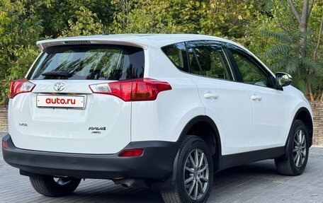 Toyota RAV4, 2013 год, 1 695 000 рублей, 4 фотография