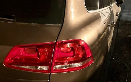 Volkswagen Touareg III, 2011 год, 1 900 000 рублей, 1 фотография