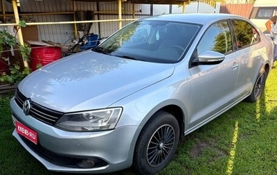 Volkswagen Jetta VI, 2013 год, 950 000 рублей, 1 фотография