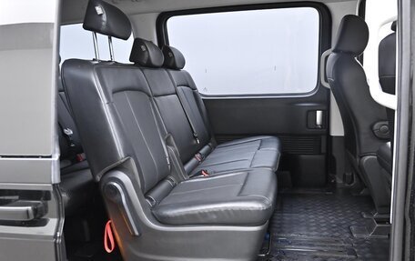 Hyundai Staria, 2022 год, 2 700 000 рублей, 13 фотография
