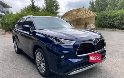 Toyota Highlander, 2022 год, 3 170 000 рублей, 1 фотография