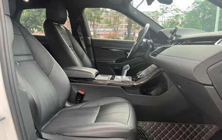 Land Rover Range Rover Evoque II, 2020 год, 2 450 000 рублей, 9 фотография