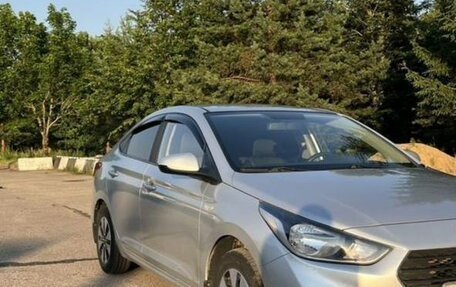 Hyundai Solaris II рестайлинг, 2017 год, 1 200 000 рублей, 9 фотография